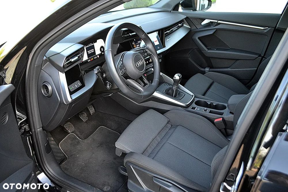 Audi A3 Sportback 35 TFSI Advanced - 12