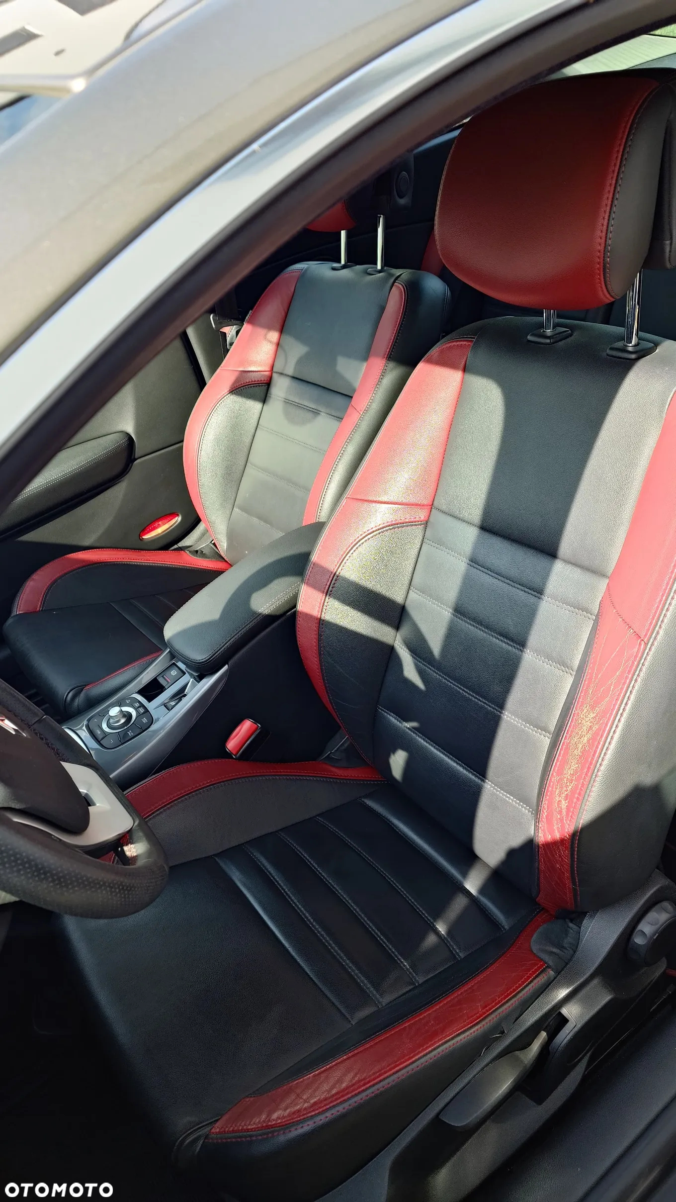 Renault Laguna 2.0T GT - 8