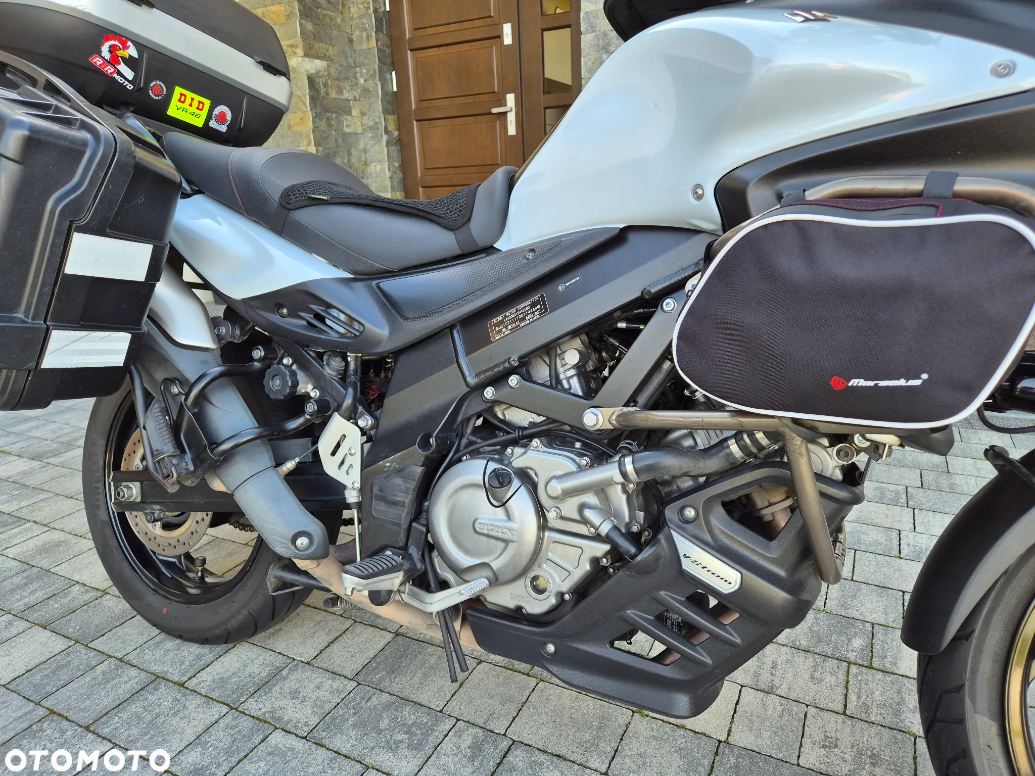 Suzuki V-STROM - 13