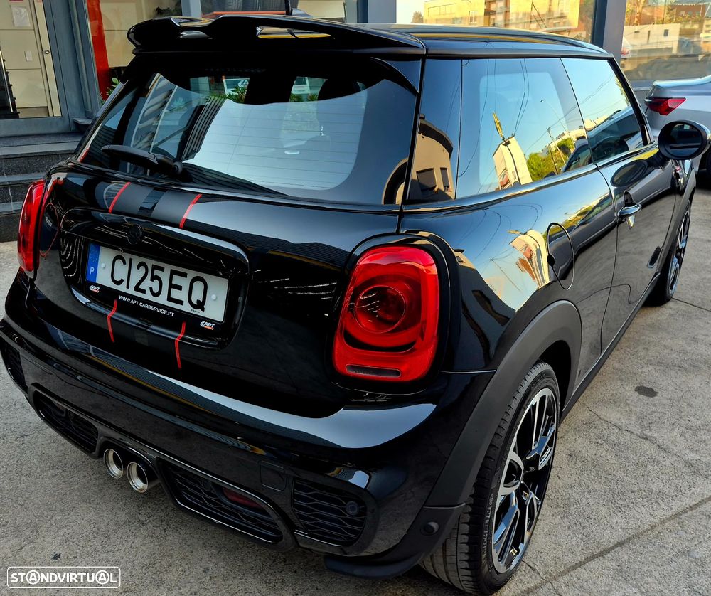 MINI 3 Portas One JCW - 13