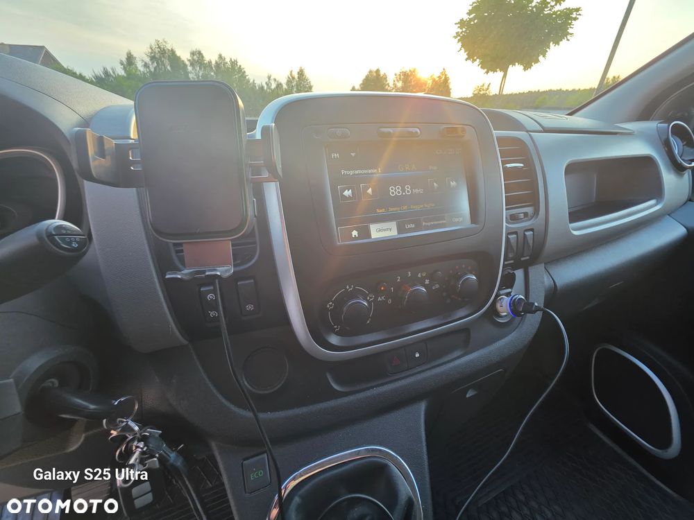 Renault Trafic - 10