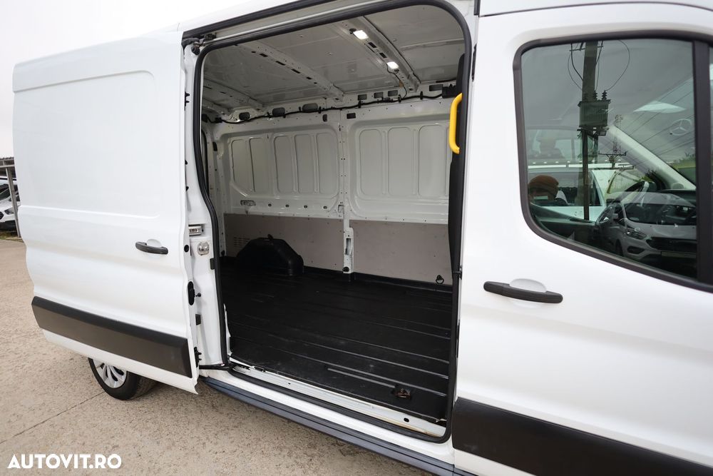 Ford Transit - 13