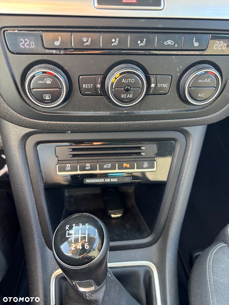 Volkswagen Sharan - 11