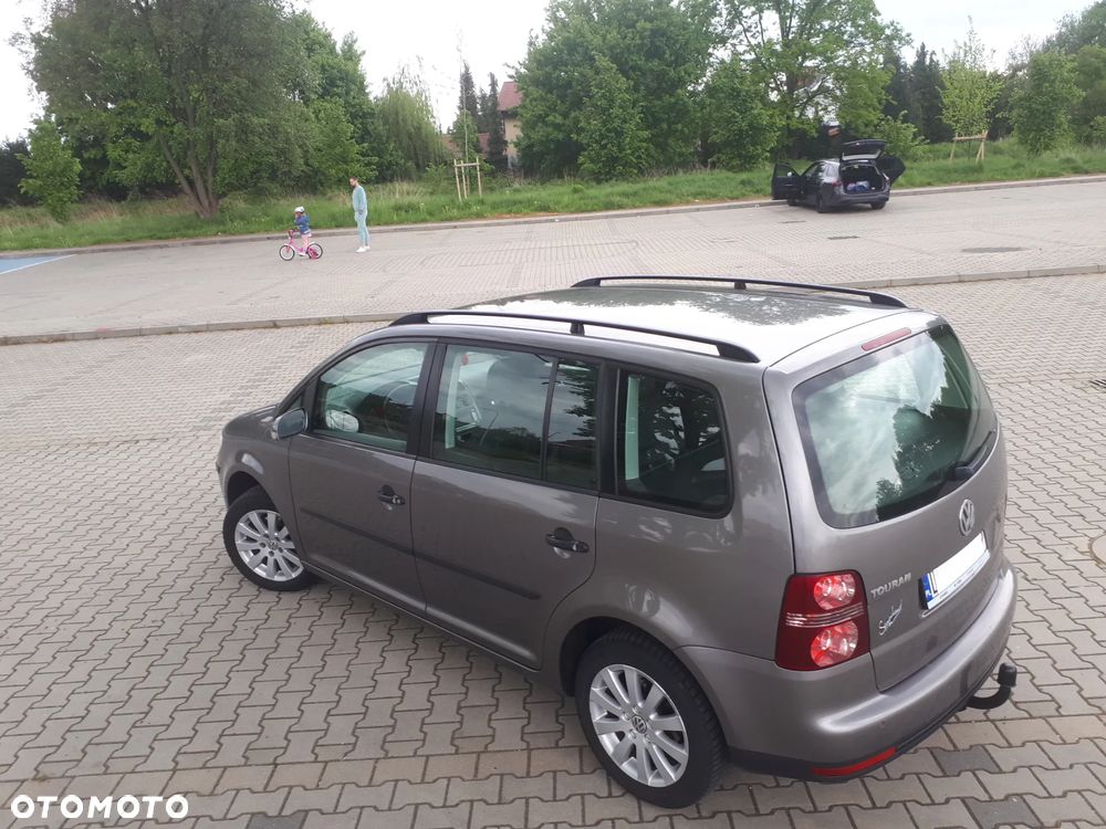 Volkswagen Touran 1.6 United - 4