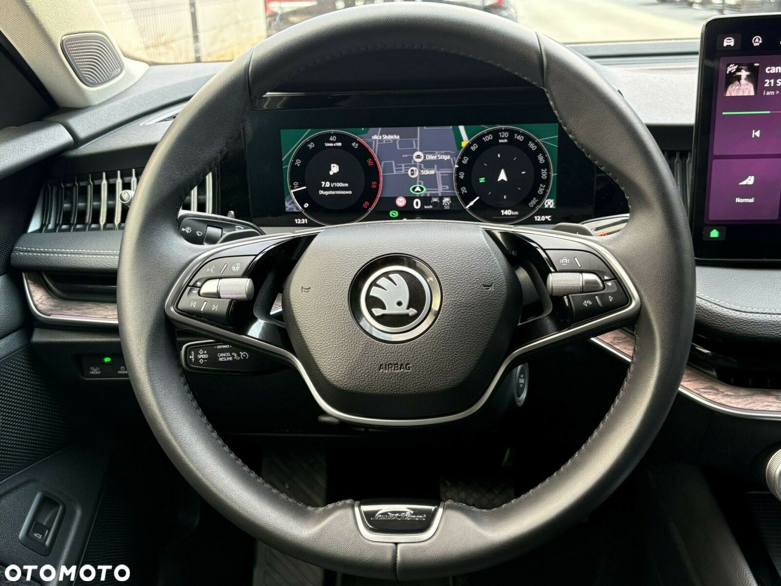 Skoda Superb 2.0 TDI SCR 4x4 L&K DSG - 6