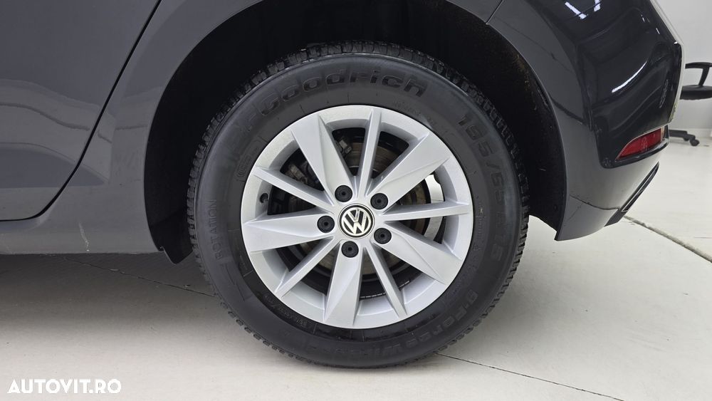 Volkswagen Golf 1.6 TDI Comfortline - 22