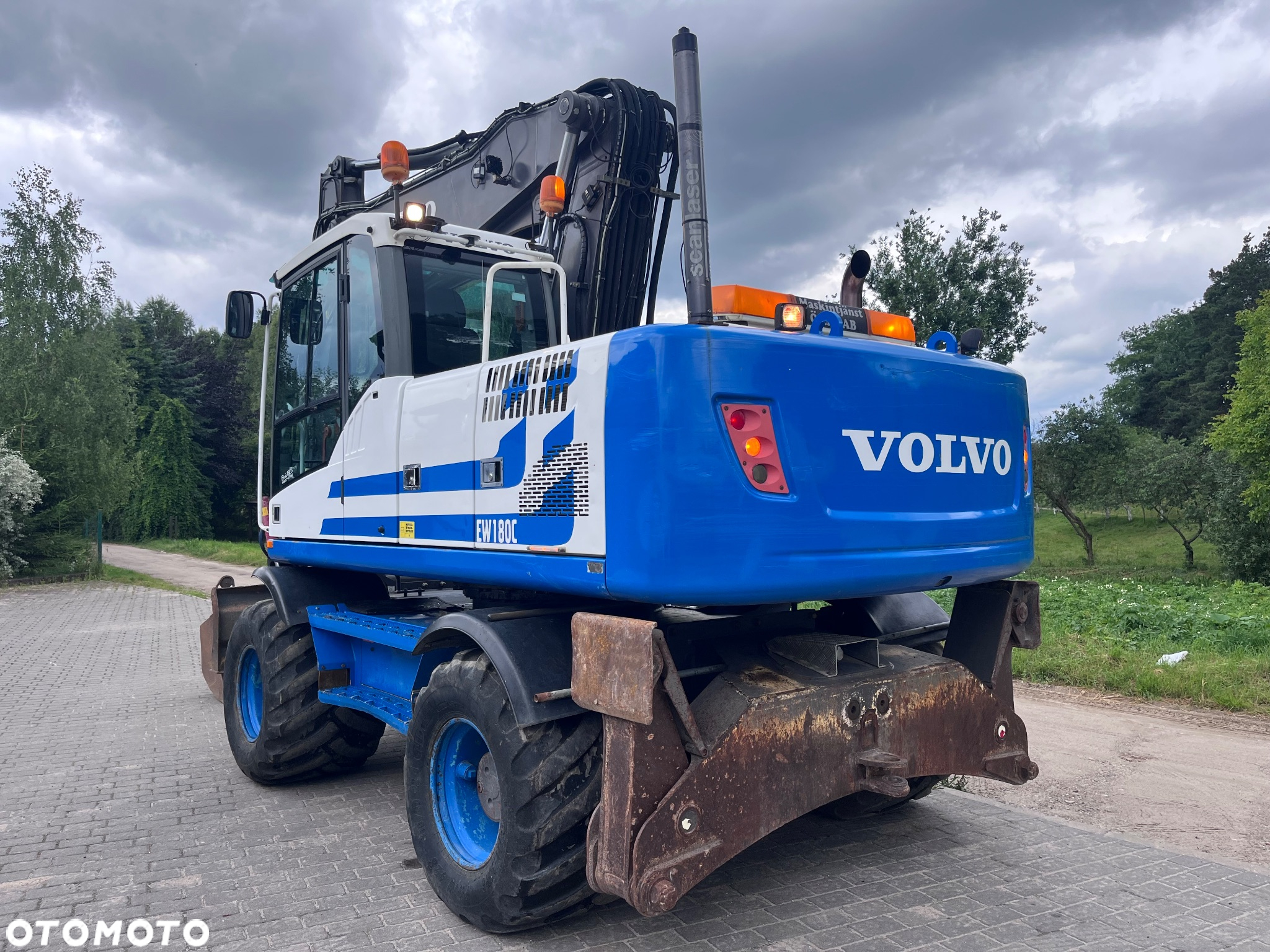 Volvo EW180C - 5