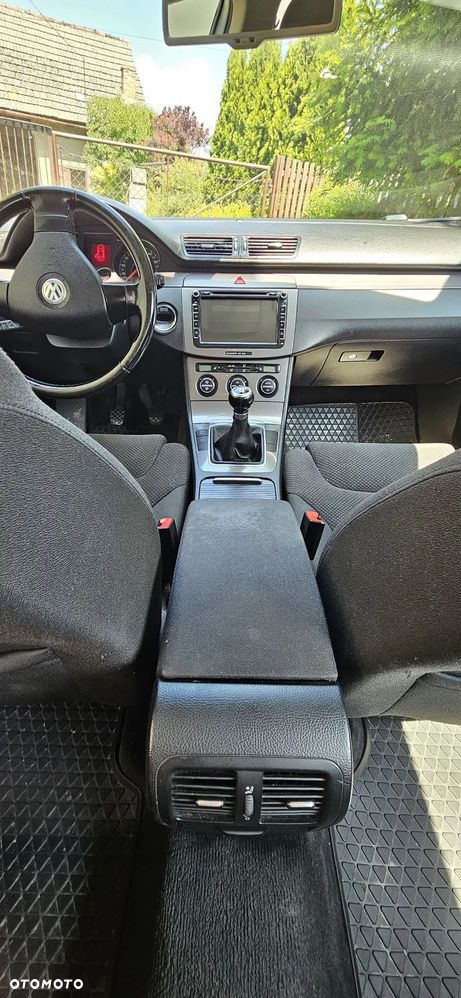 Volkswagen Passat - 7