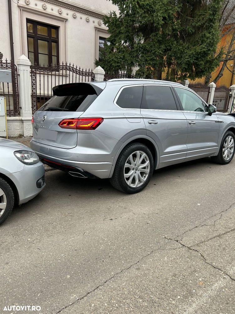 Volkswagen Touareg V6 TDI R-Style - 6