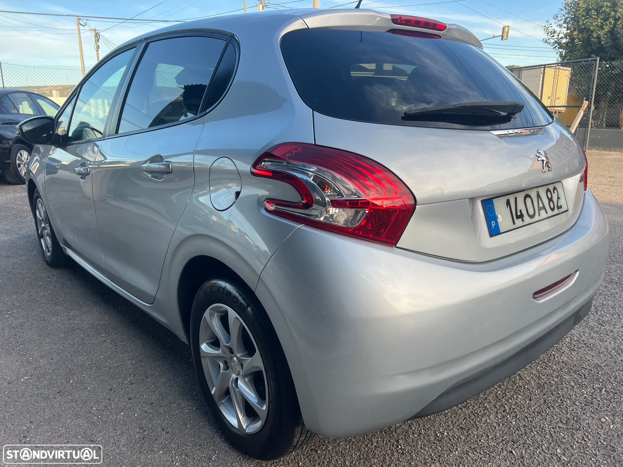 Peugeot 208 1.4 HDi Active - 16