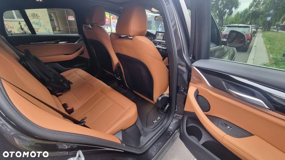 BMW X4 - 12