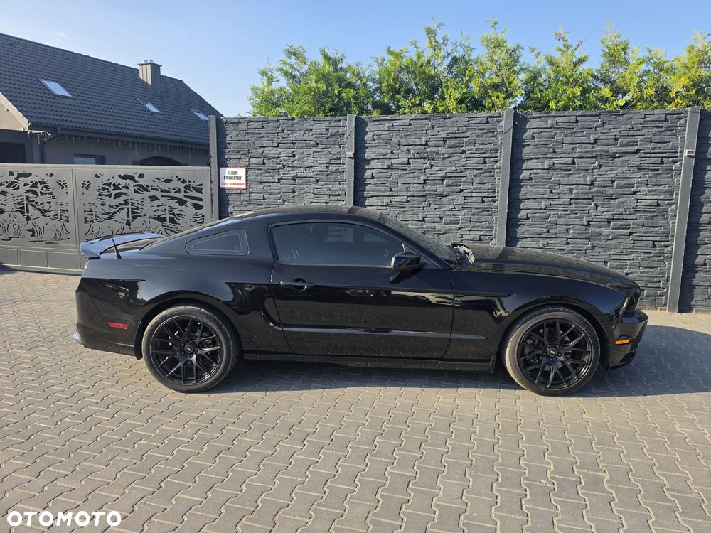 Ford Mustang - 5
