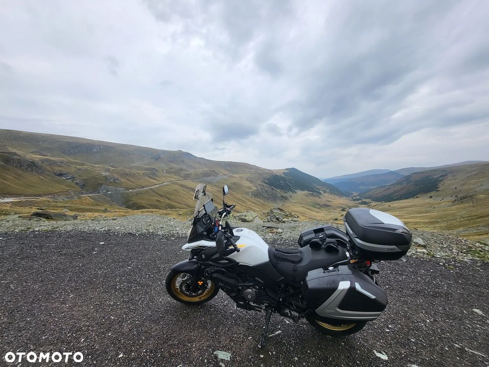 Suzuki V-STROM - 4