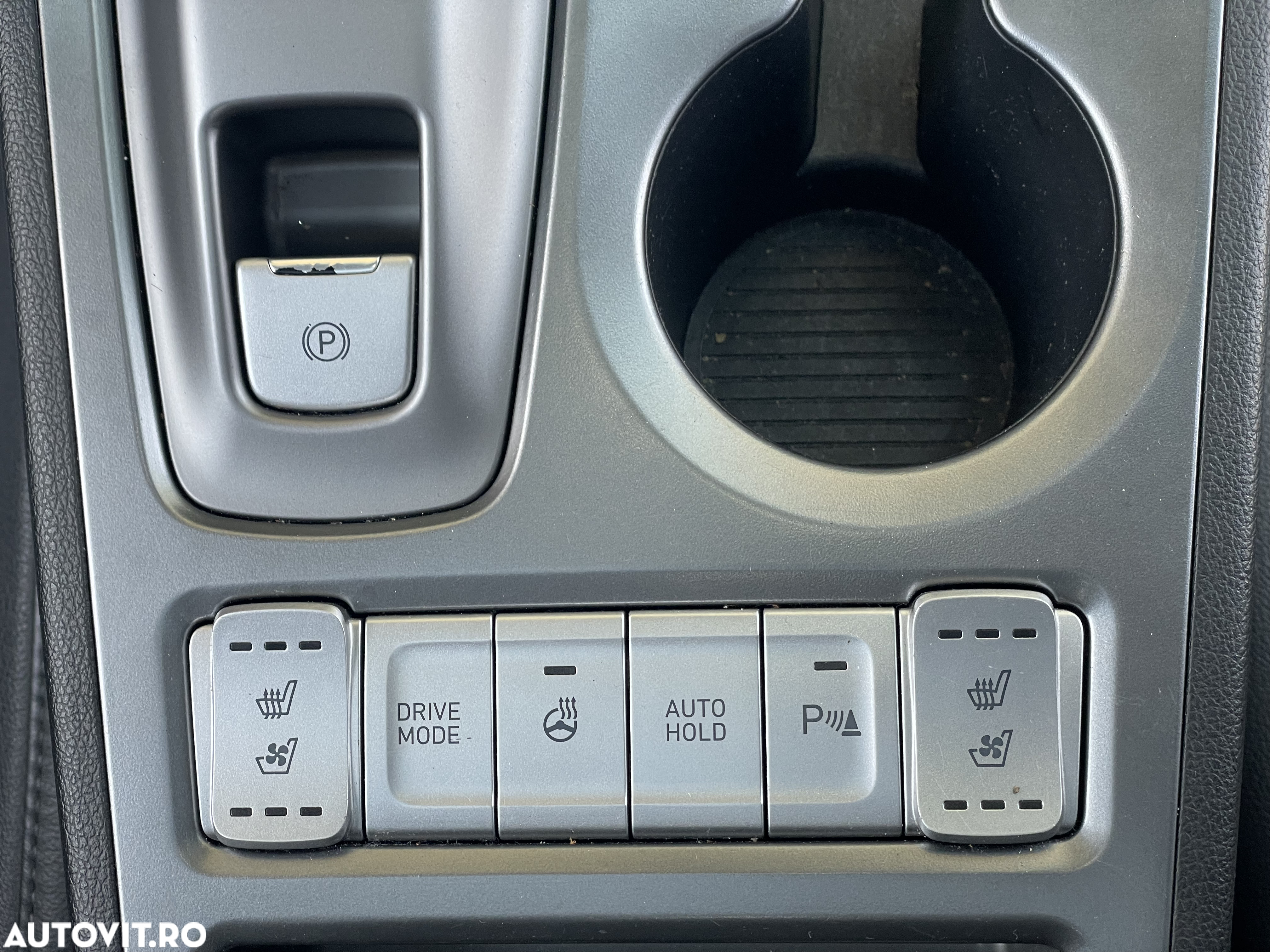 Hyundai KONA BEV 204 CP 64.8 kWh Premium - 11