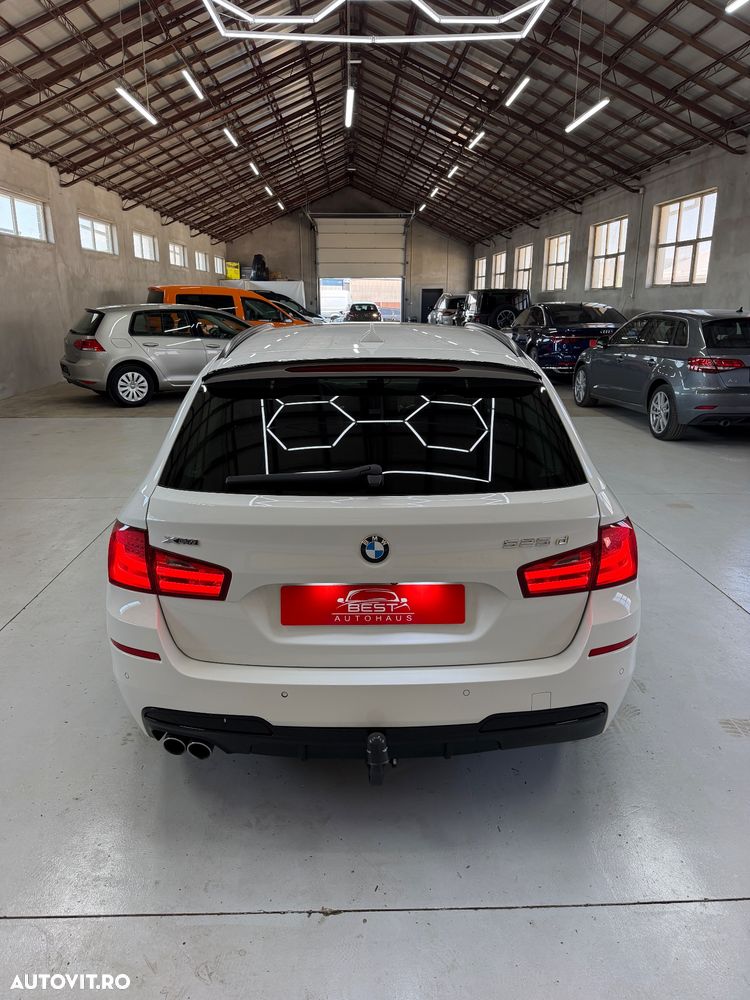 BMW Seria 5 525d xDrive Sport-Aut. - 9