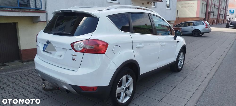 Ford Kuga - 4