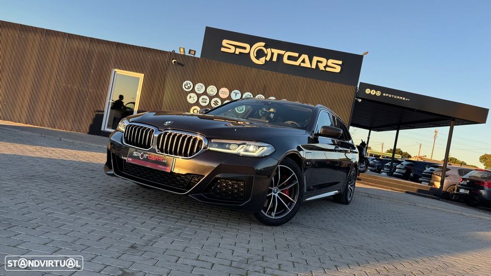 BMW 530 e Pack Desportivo M - 2