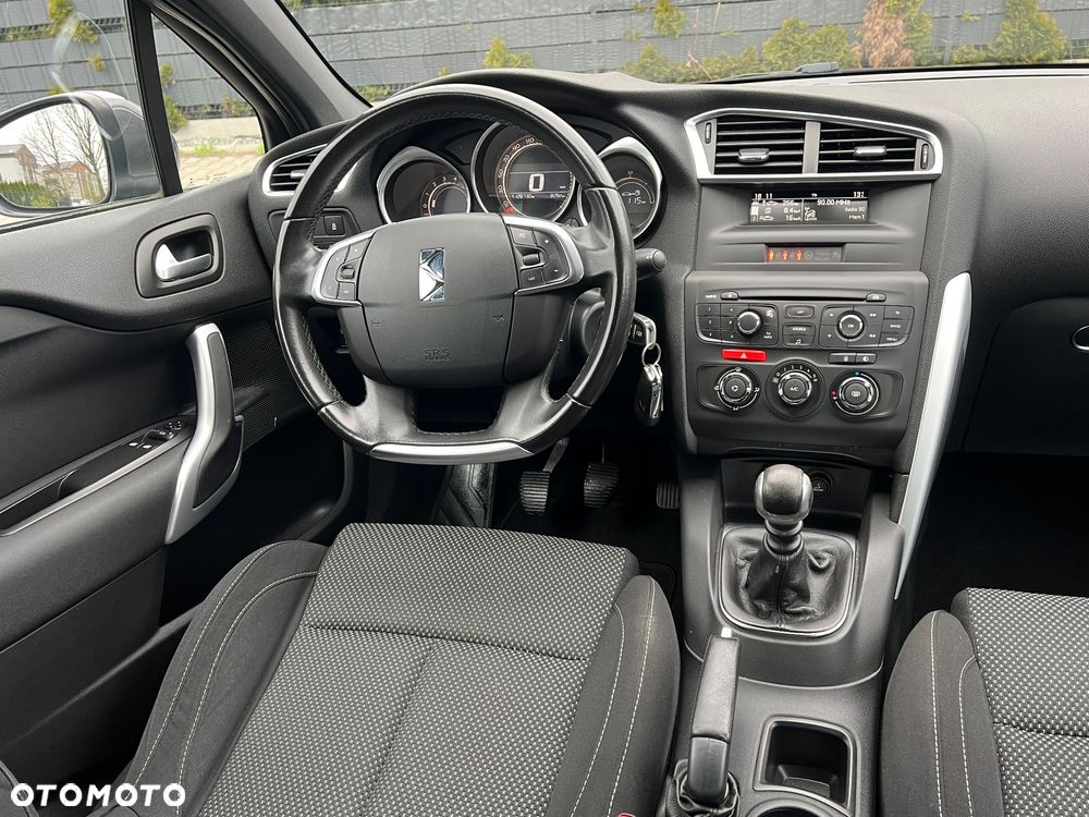 Citroën DS4 PureTech 130 Stop&Start Chic - 22