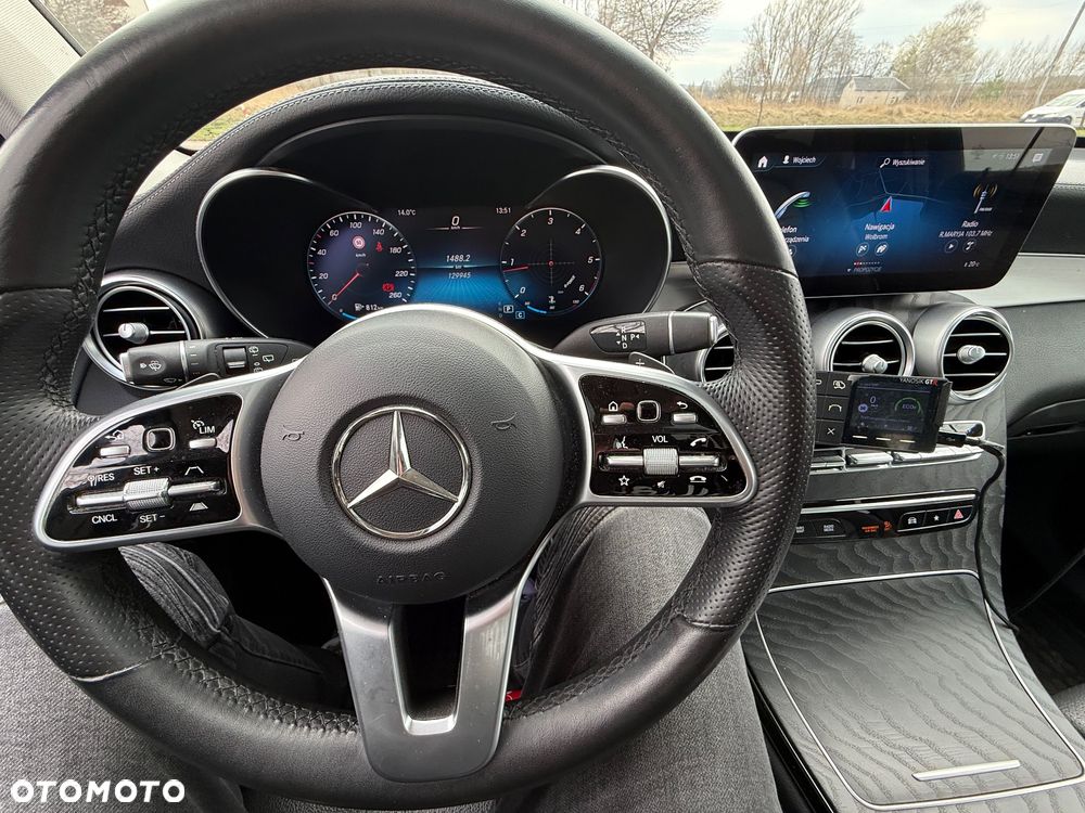 Mercedes-Benz GLC - 16