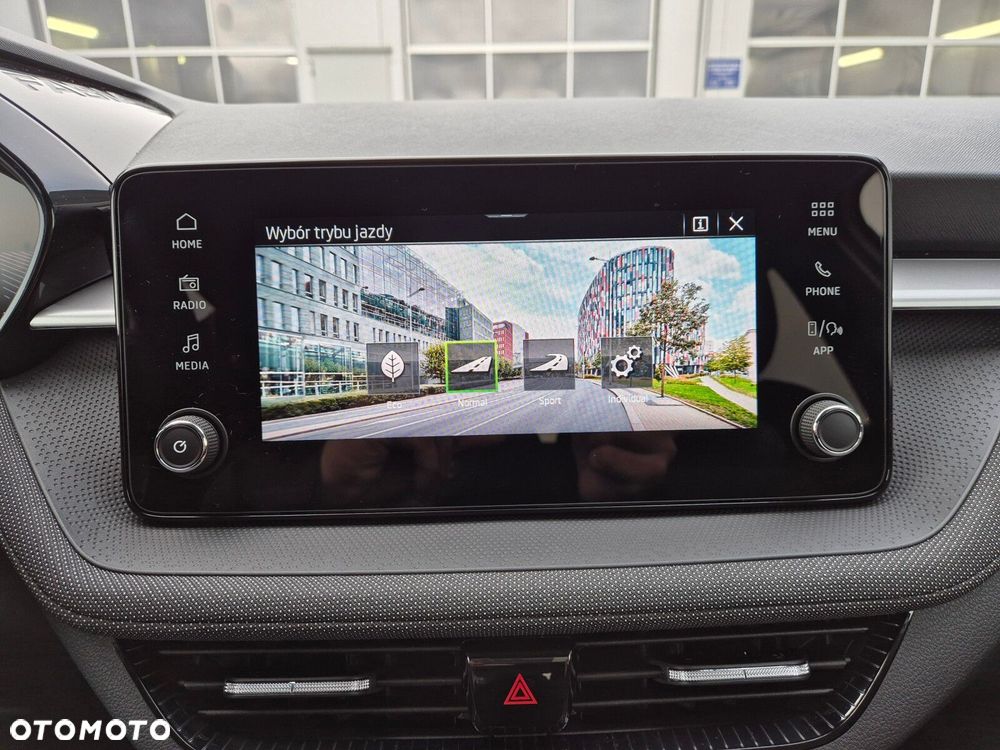 Skoda Fabia 1.0 TSI Selection DSG - 26