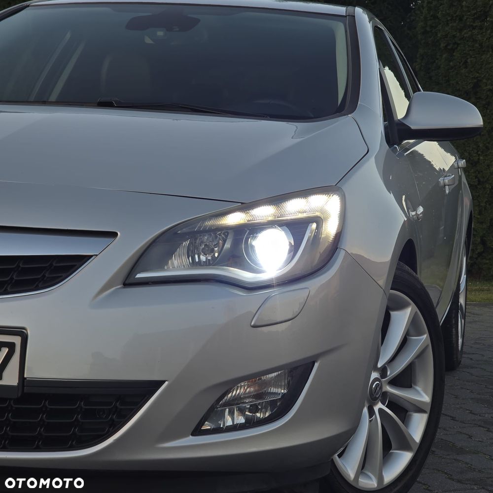 Opel Astra 1.7 CDTI DPF Cosmo - 7