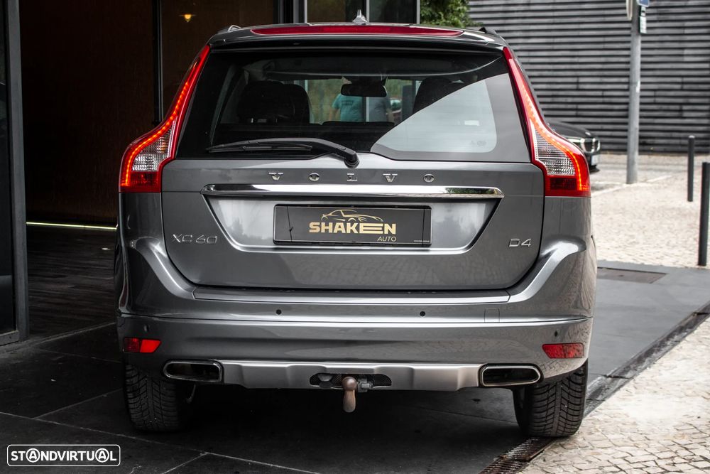 Volvo XC 60 2.0 D4 Inscription - 10