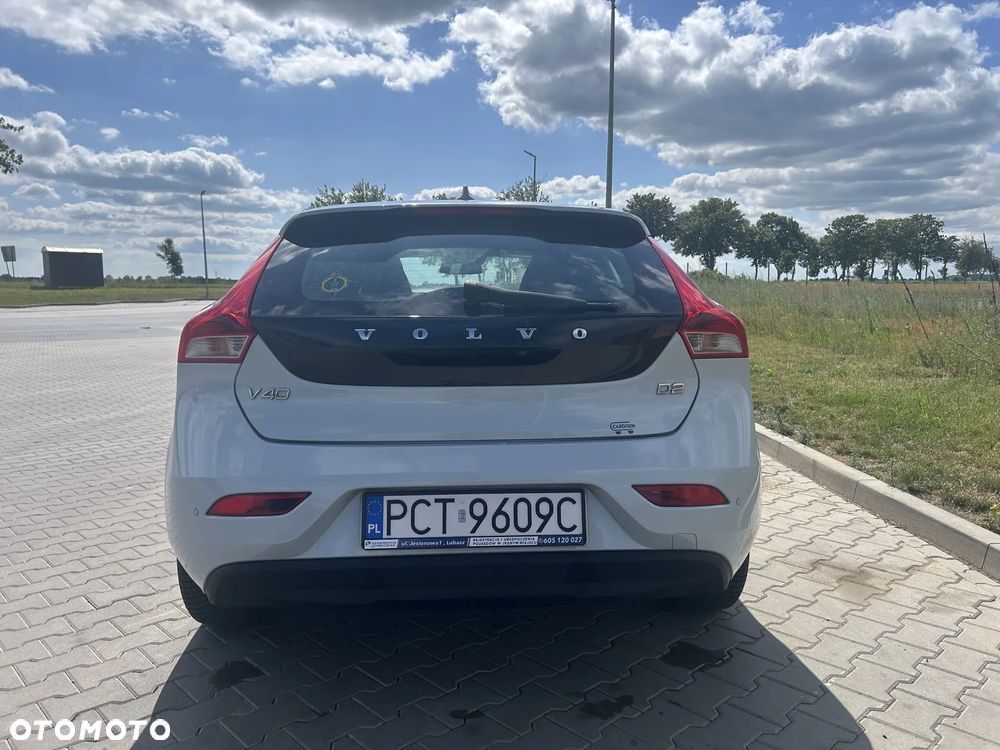 Volvo V40 D2 - 4