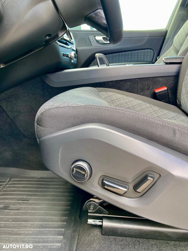 Volvo XC 60 B5 B AWD Core - 16