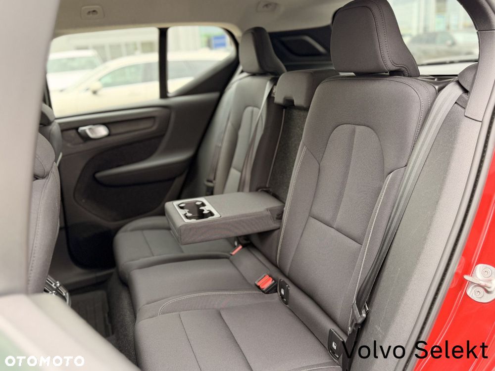 Volvo XC 40 - 30