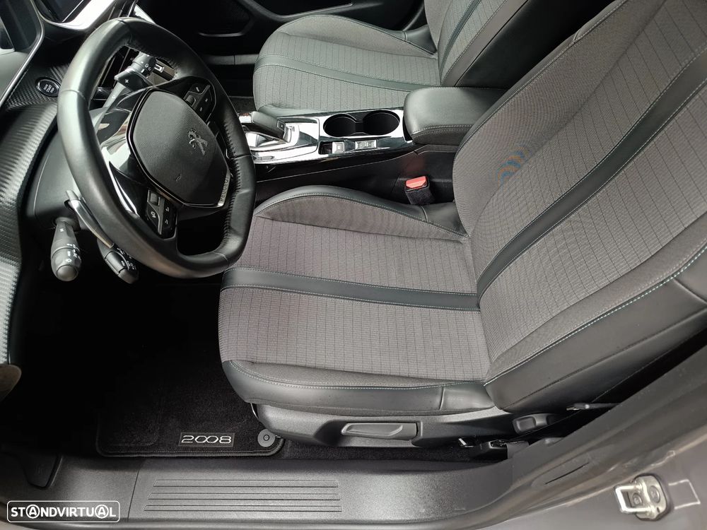 Peugeot 2008 PureTech 130 EAT8 Allure - 9