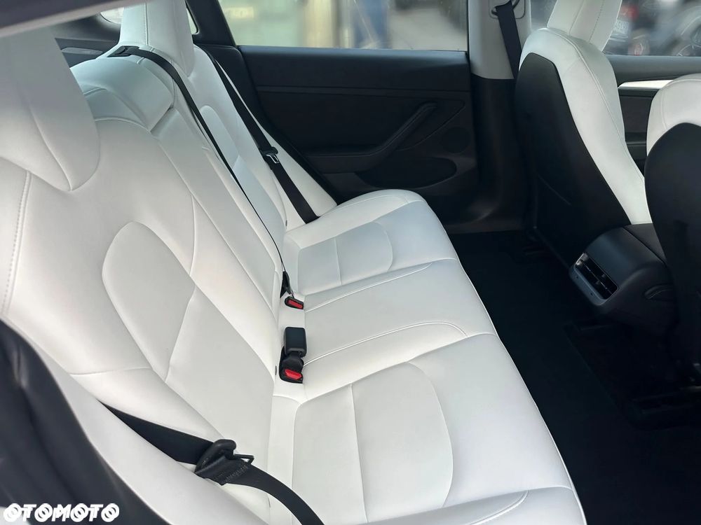 Tesla Model 3 Standard Reichweite Plus Hinterradantrieb - 10