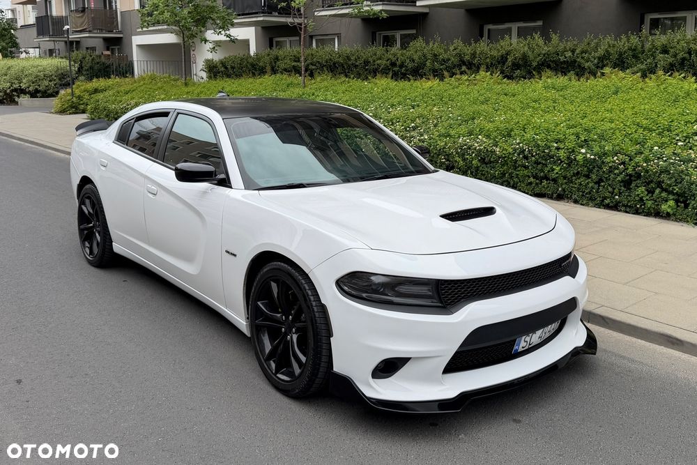 Dodge Charger - 1