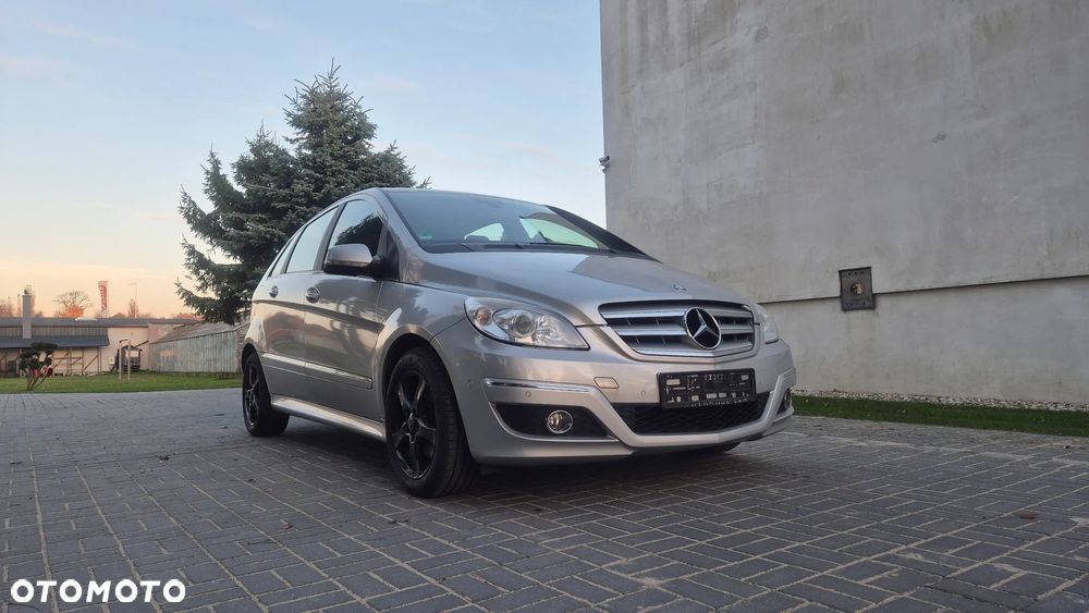 Mercedes-Benz Klasa B 180 CDI EU5 - 36