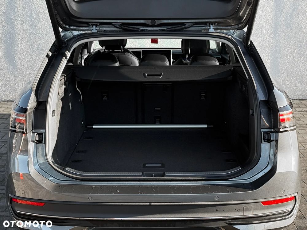 Volkswagen Passat Variant 2.0 TDI SCR Business Plus DSG - 12