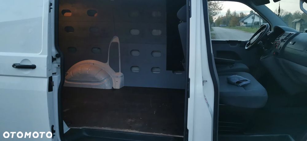 Volkswagen T5 - 7