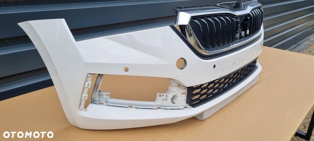 SKODA SCALA 2019- Zderzak przód oryginał MB380 - 12