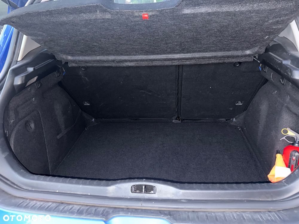 Peugeot 308 1.6 Trendy - 12