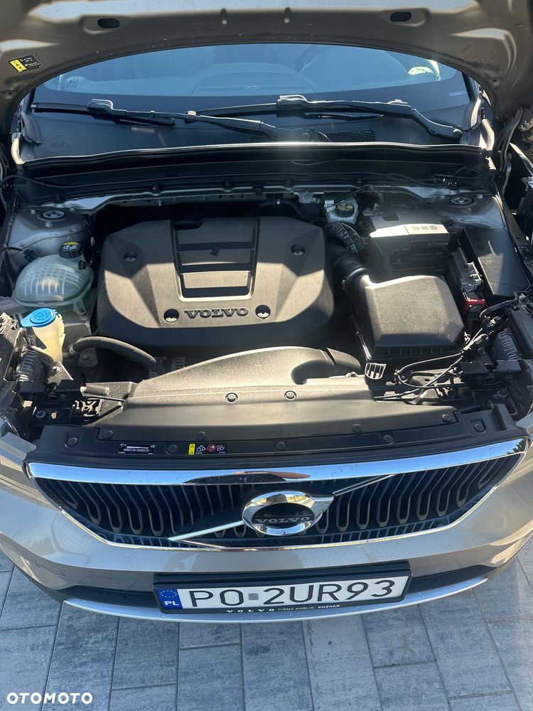 Volvo XC 40 T3 Momentum Pro - 11