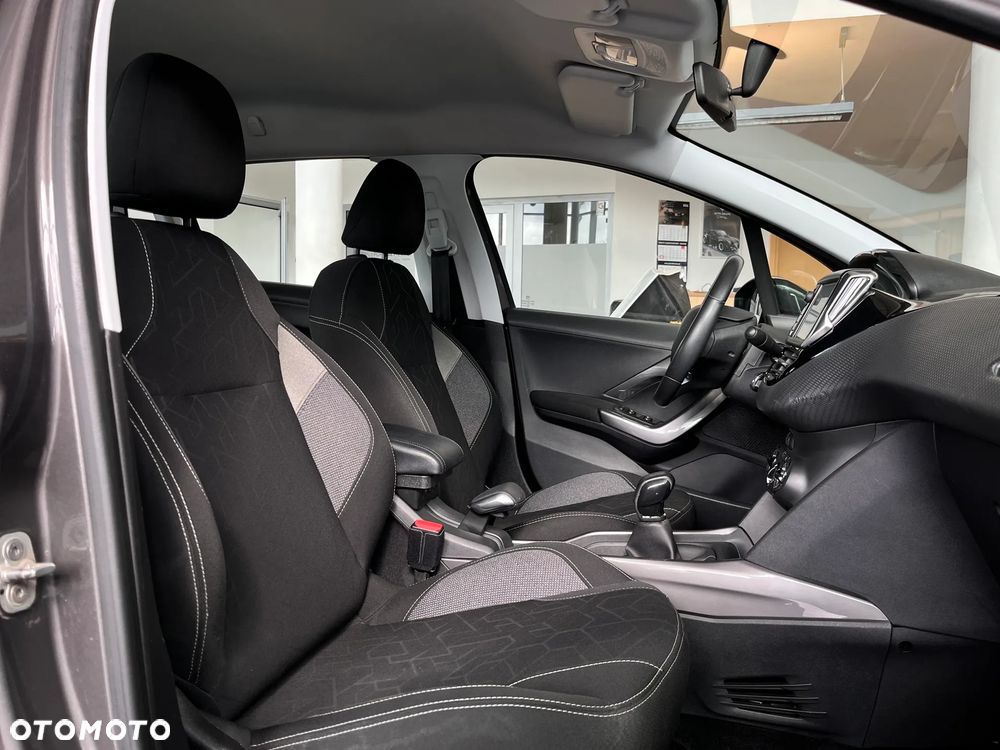 Peugeot 2008 PureTech 82 Style - 20