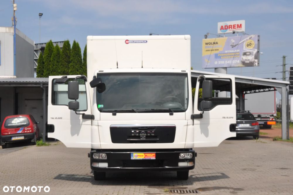 MAN TGL 12.220  USZKODZONY SILNIK - 18
