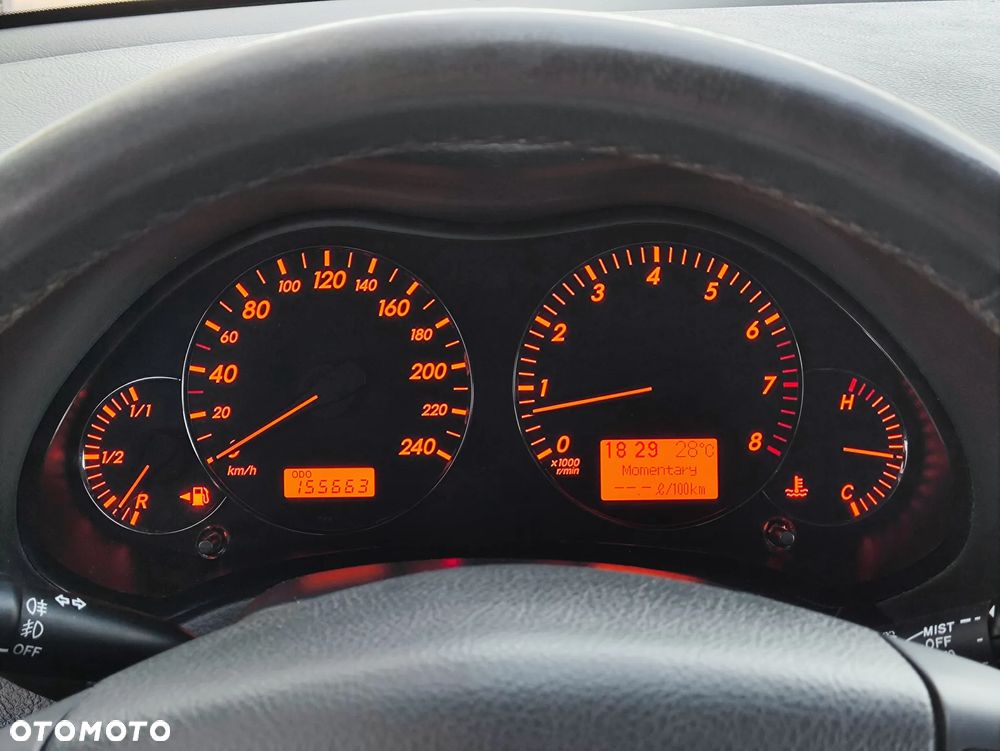 Toyota Avensis 1.8 VVT-i Sol Premium - 24