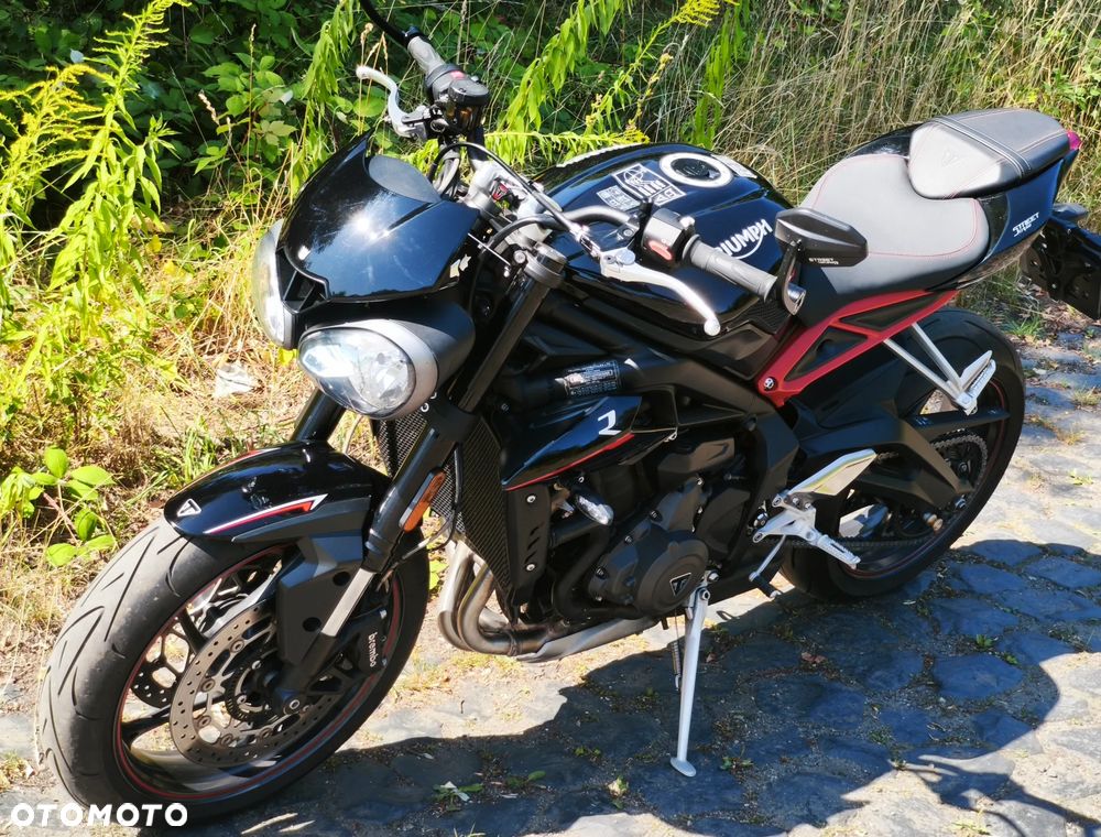 Triumph Street Triple - 7