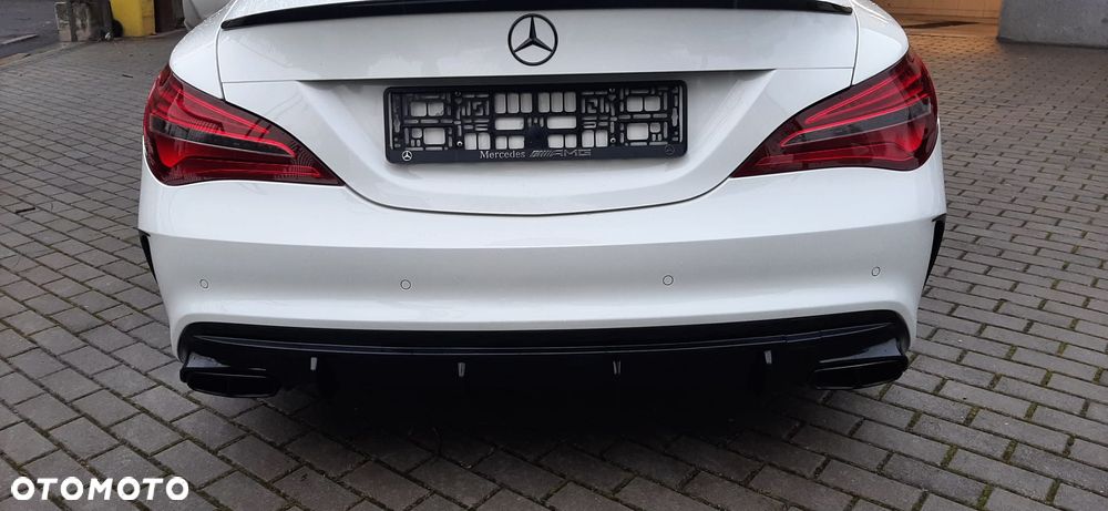 Mercedes-Benz CLA 200 - 7