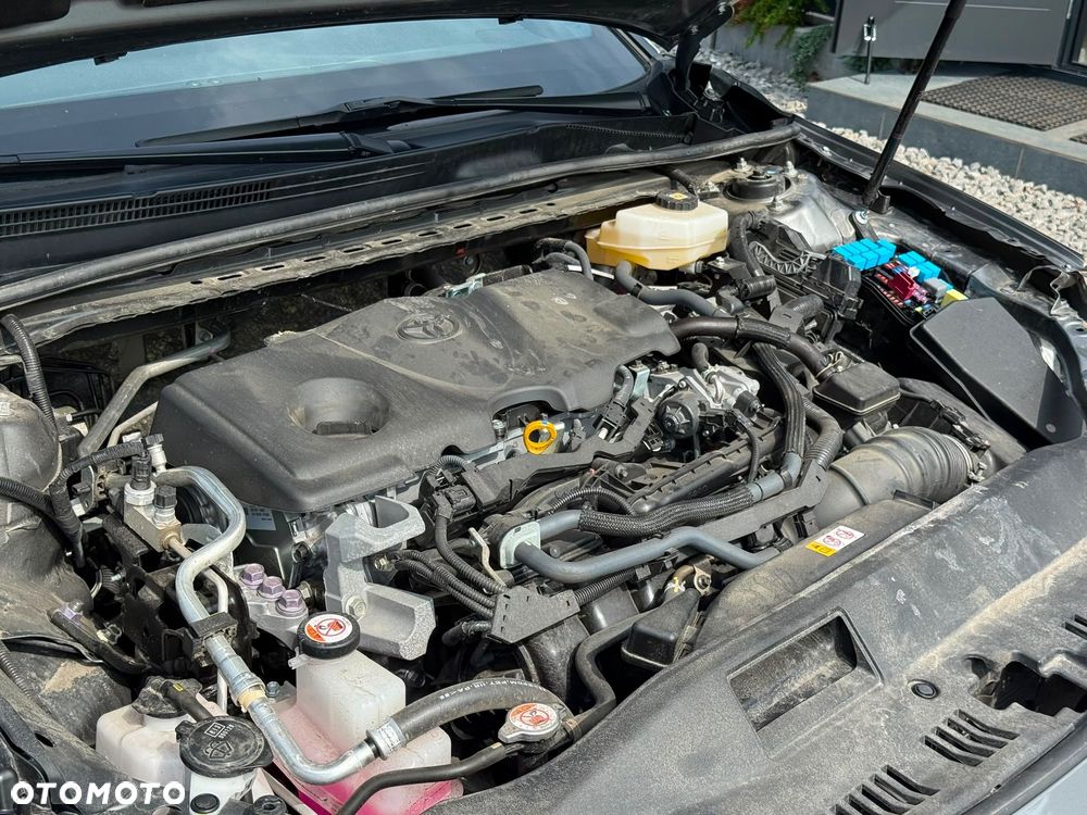 Toyota Camry 2.5 Hybrid Dynamic Force Executive e-CVT - 4