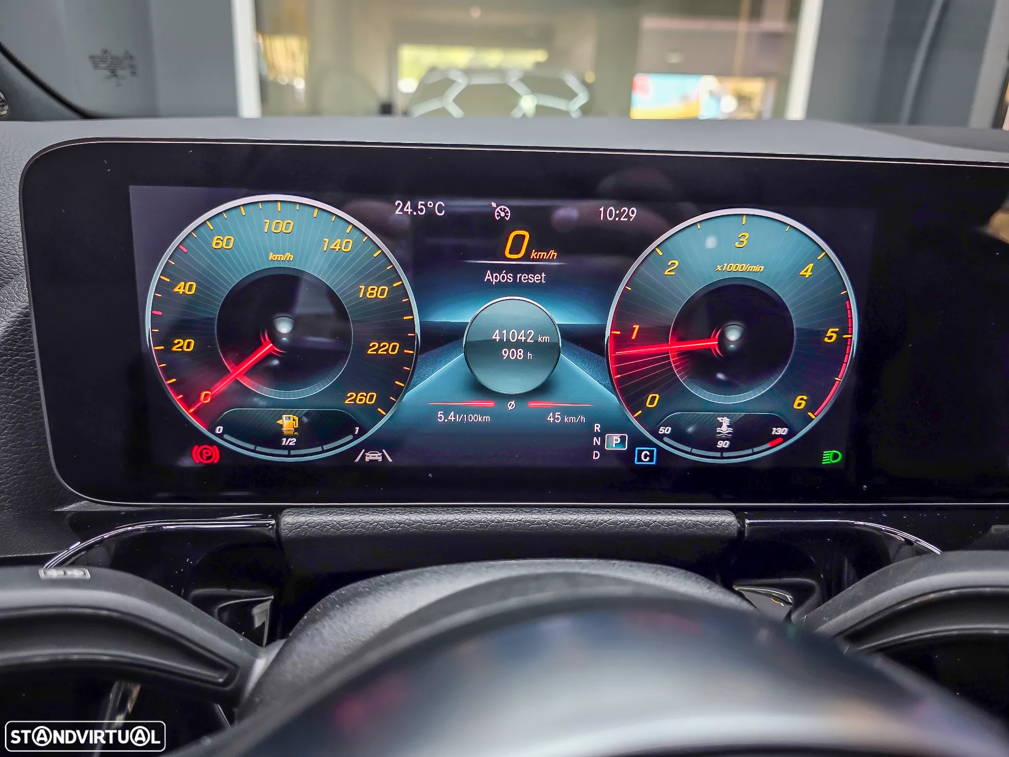 Mercedes-Benz GLA 200 d 8G-DCT AMG Line - 28