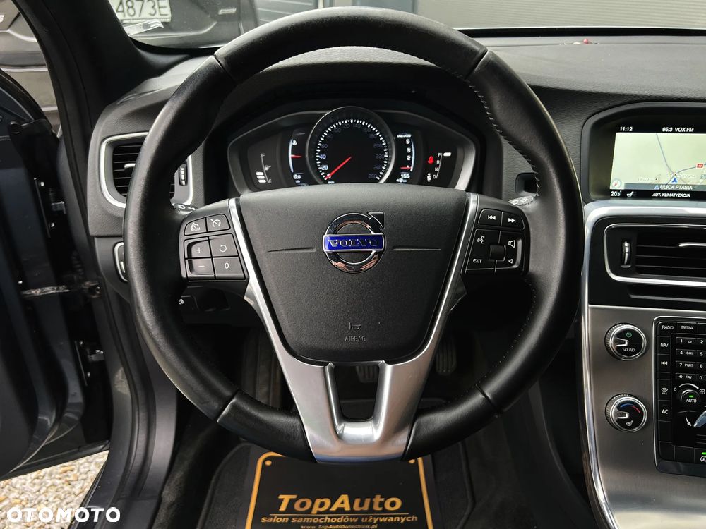 Volvo V60 D4 Drive-E Momentum - 26