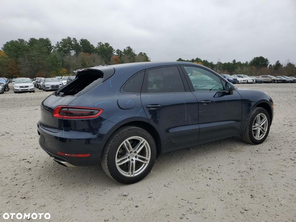Porsche Macan Standard - 3