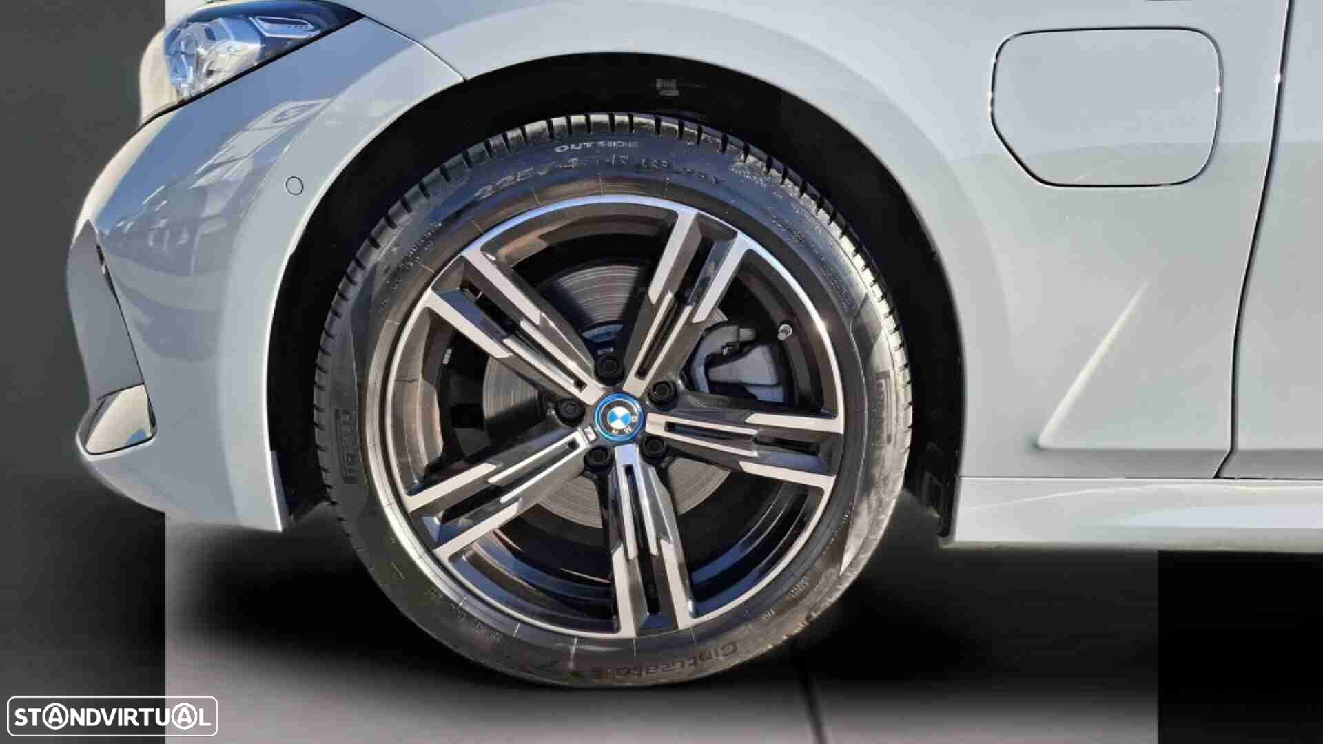 BMW 320 e Touring Auto - 6