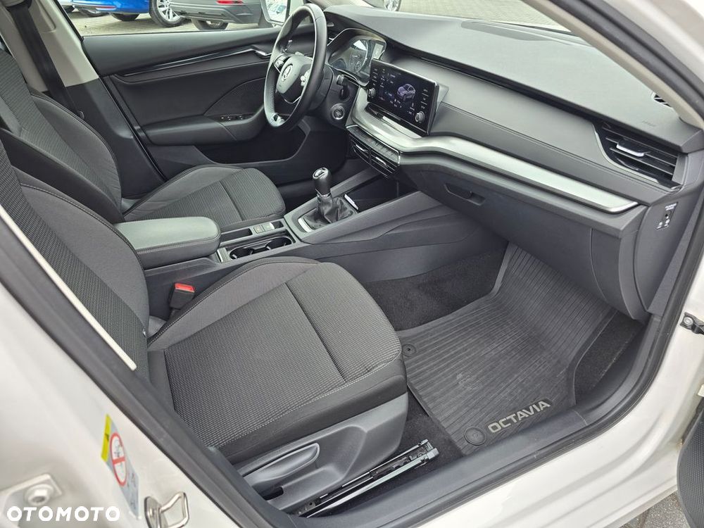 Skoda Octavia 1.5 TSI GPF ACT Ambition - 11