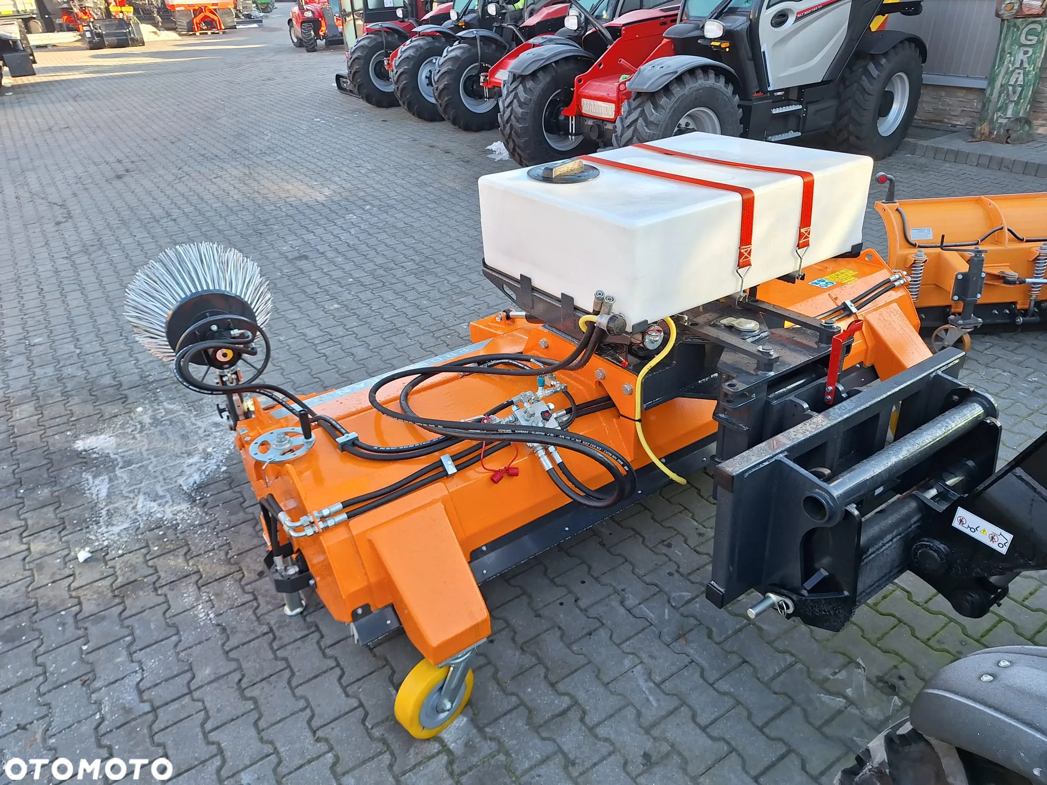 Inny profesjonalna zamiatarka Talex ProfiClean do ładowarka teleskopowa Manitou - 4